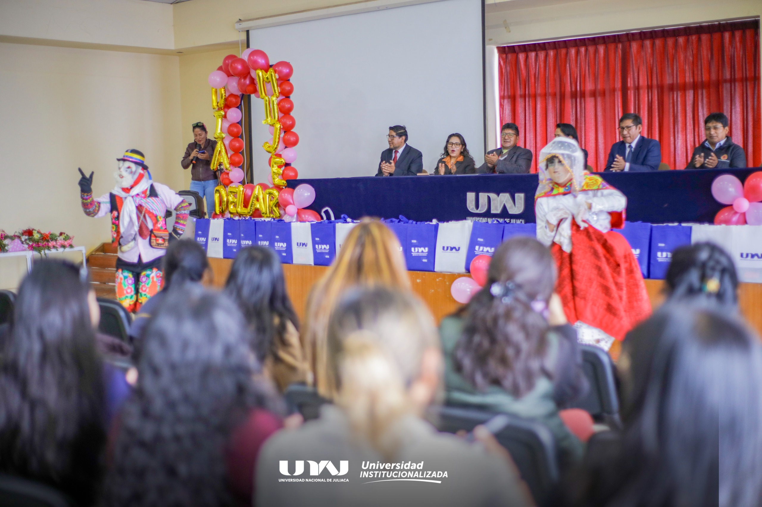 Ceremonia de reconocimiento por el Día Internacional de la Mujer