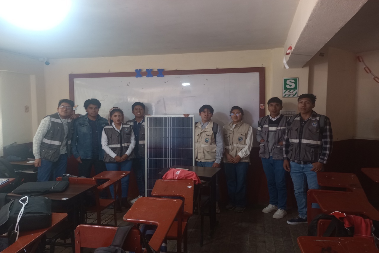 POR UN MUNDO DE ENERGÍA LIMPIA Y SOSTENIBLE