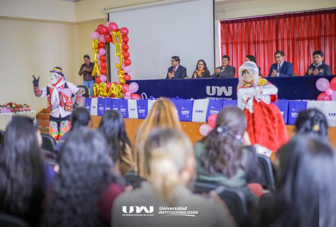 Ceremonia de reconocimiento por el Día Internacional de la Mujer