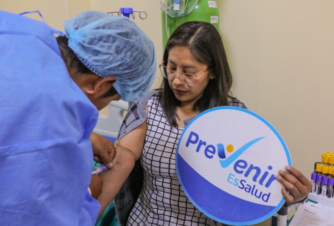 TRABAJADORES PARTICIPAN DE MANERA ACTIVA