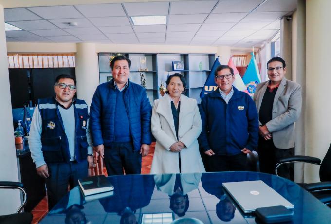 Dra. Vilma Sarmiento Mamani, sostuvo una reunión 