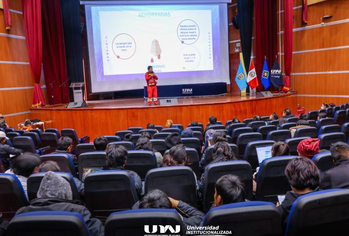 una jornada de capacitación y sensibilización dirigida a estudiantes, docentes, personal administrativo 