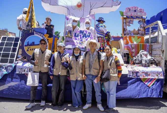 UNIVERSIDAD NACIONAL DE JULIACA PARTICIPA EN EL CORSO DE LA INTEGRACIÓN ANDINA POR LOS 100 AÑOS DE CREACIÓN POLÍTICA DE LA PROVINCIA DE SAN ROMÁN